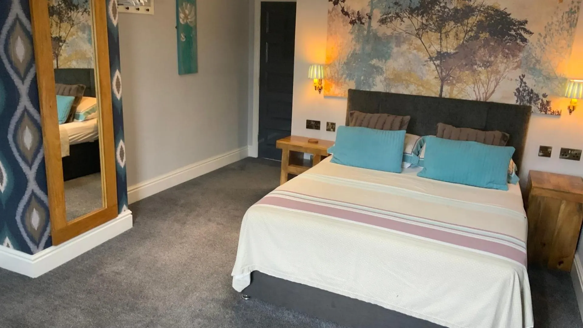 Wheldale Hotel Castleford